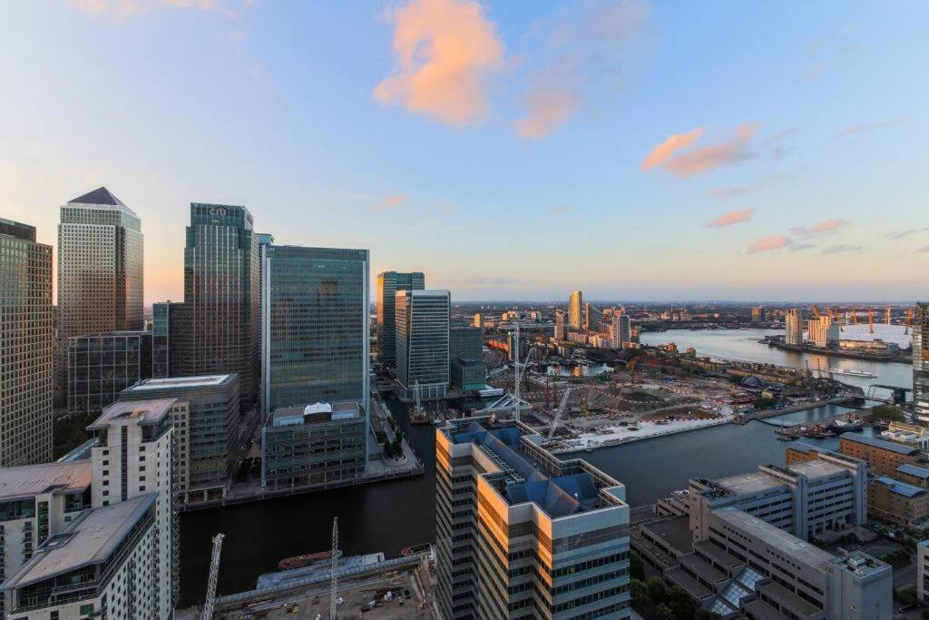 Skyview Waterside City Luxury Apartment London Luaran gambar