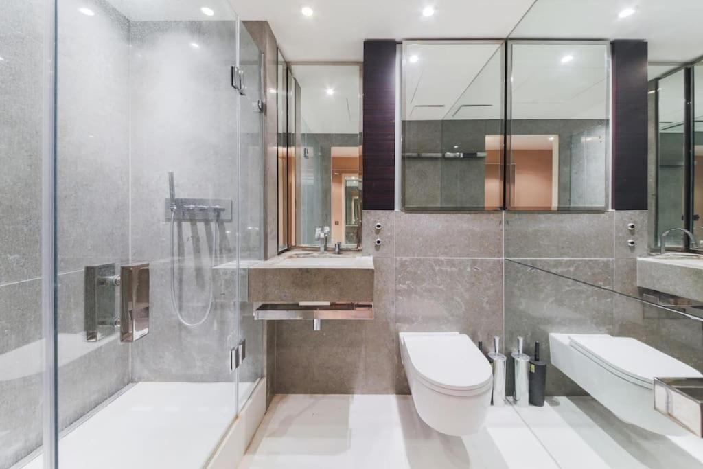 Skyview Waterside City Luxury Apartment London Luaran gambar